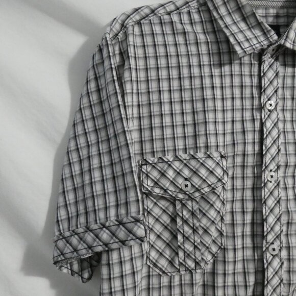 MICHAEL BRANDON | medium | Checkered Casual Button-Up Short Sleeve Shirt - Picture 2 of 16